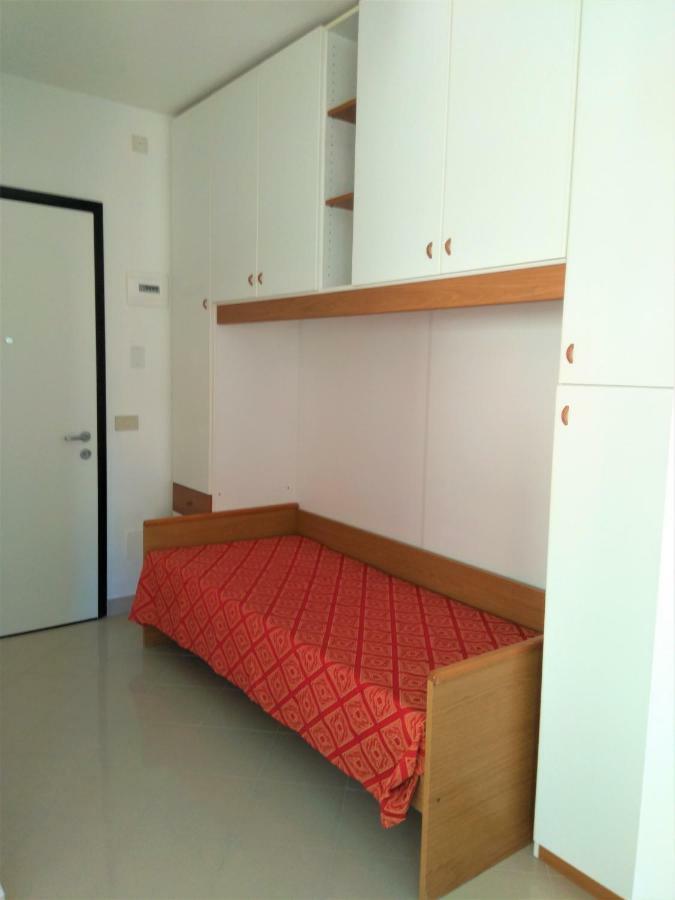 Villa Alpi Lignano Sabbiadoro Buitenkant foto